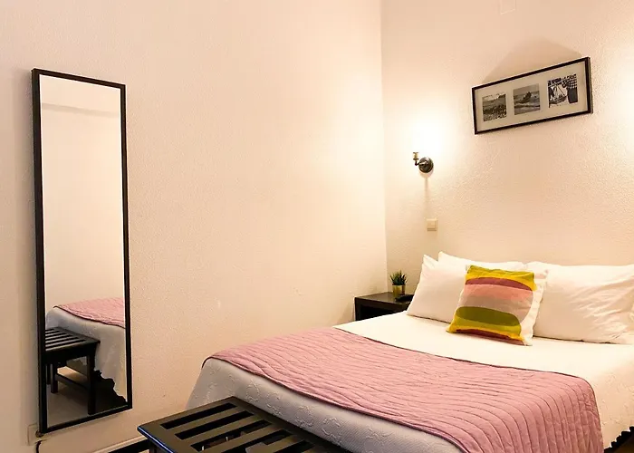 Cubata מלון נאזרה